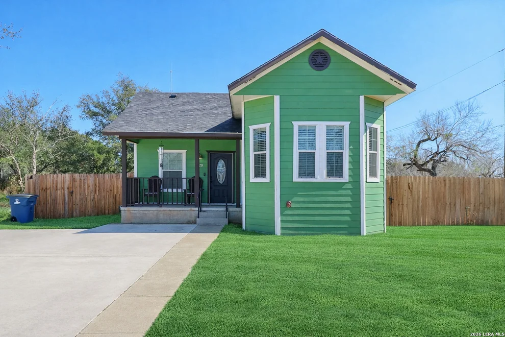 Unit for sale at 520 S Ash St, Pearsall, TX 78061