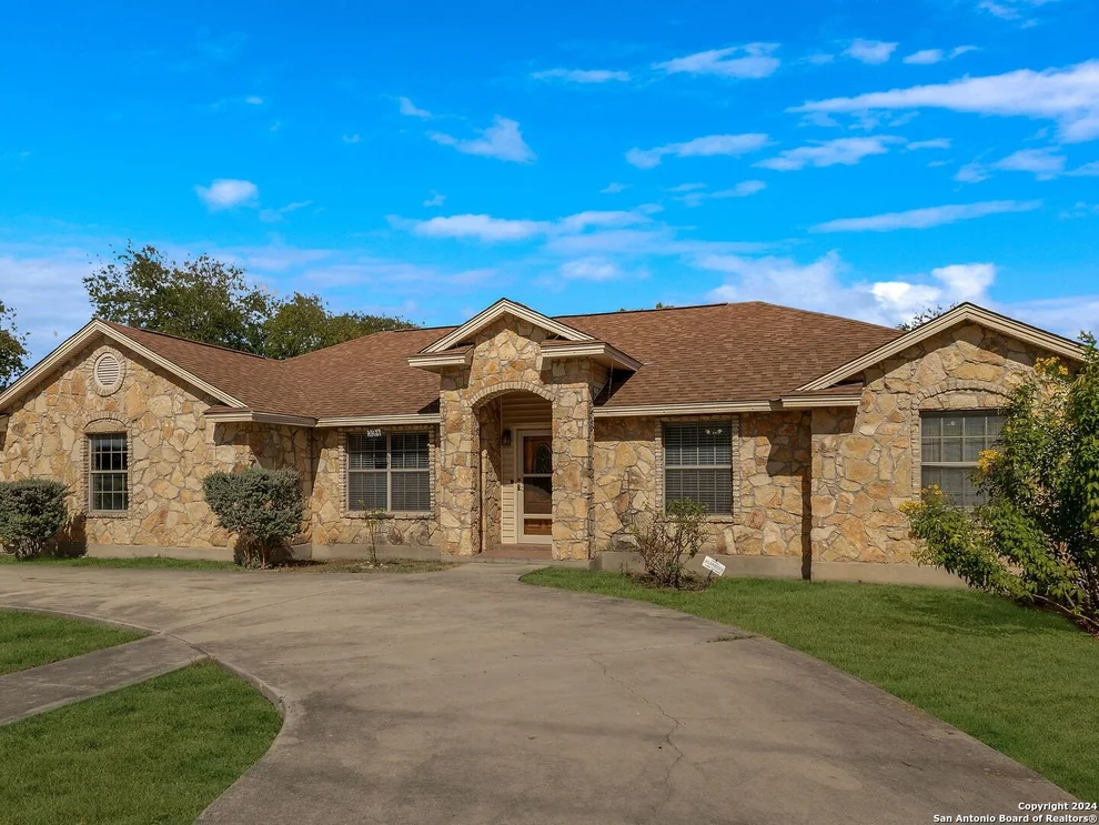Unit for sale at 221 CHEYENNE AVE, San Antonio, TX 78207