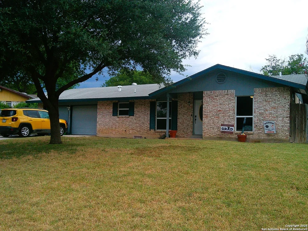 Unit for sale at 5307 La Cieniga, San Antonio, TX 78233
