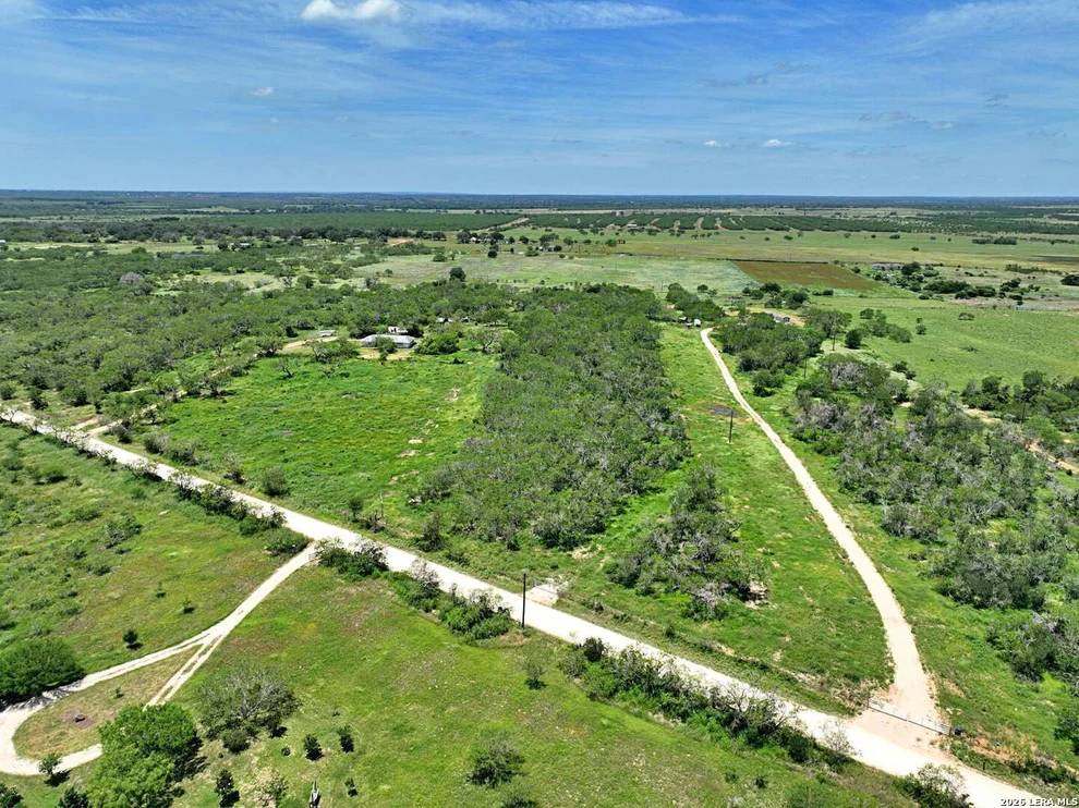 Unit for sale at 501 County Road 477, Stockdale, TX 78160