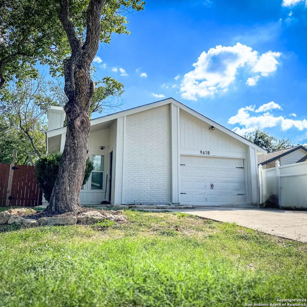 Unit for sale at 9618 SOUTH BND, San Antonio, TX 78250