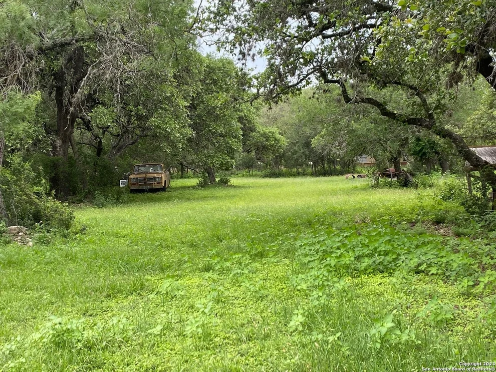 Unit for sale at 6517 Hollyhock Rd, San Antonio, TX 78240