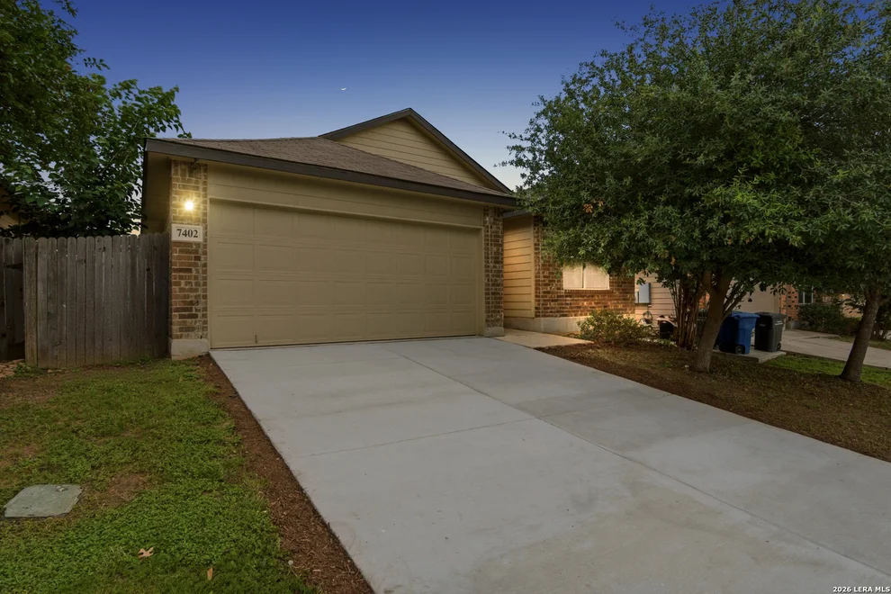 Unit for sale at 7402 Equinox Cor, San Antonio, TX 78252