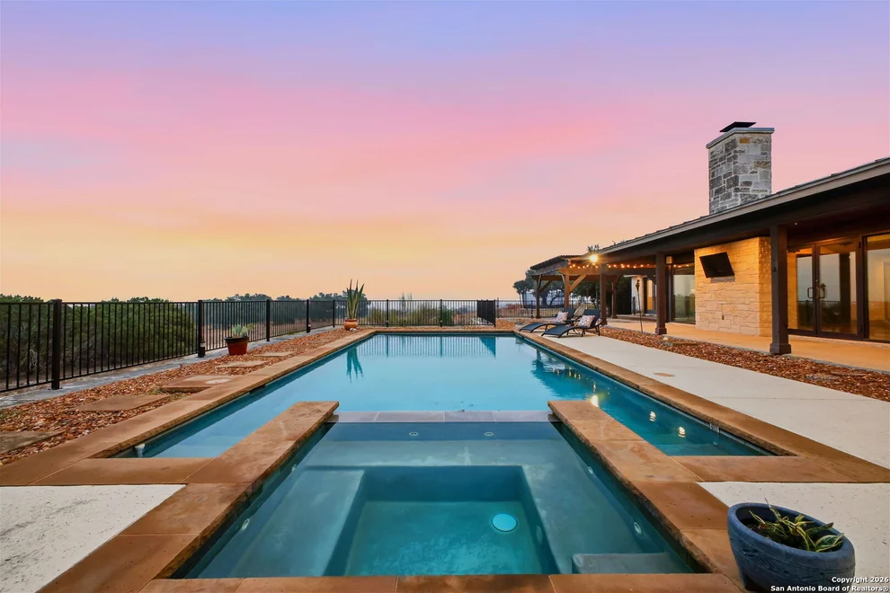 Unit for sale at 1065 Country Pike, Canyon Lake, TX 78133