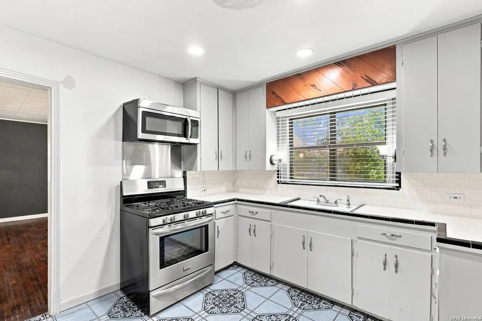 Unit for sale at 131 Freiling, San Antonio, TX 78213