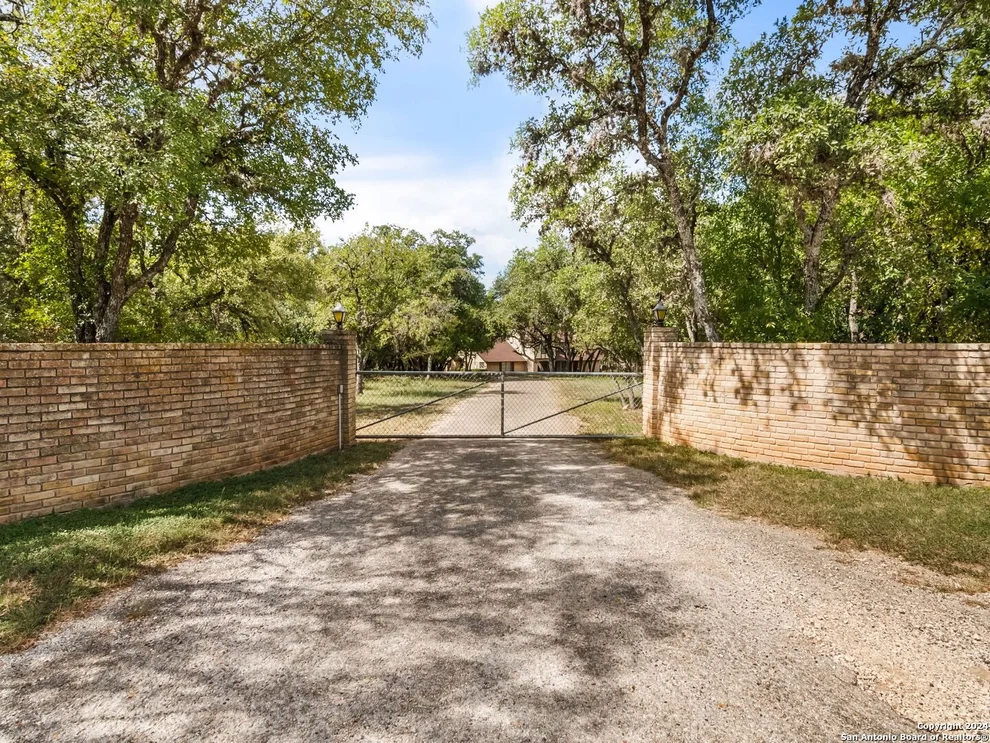 Unit for sale at 10289 white bonnet, San Antonio, TX 78240