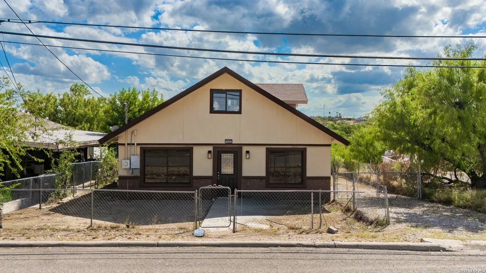 Unit for sale at 1622 AVENIDA ENCUENTRO, Eagle Pass, TX 78852