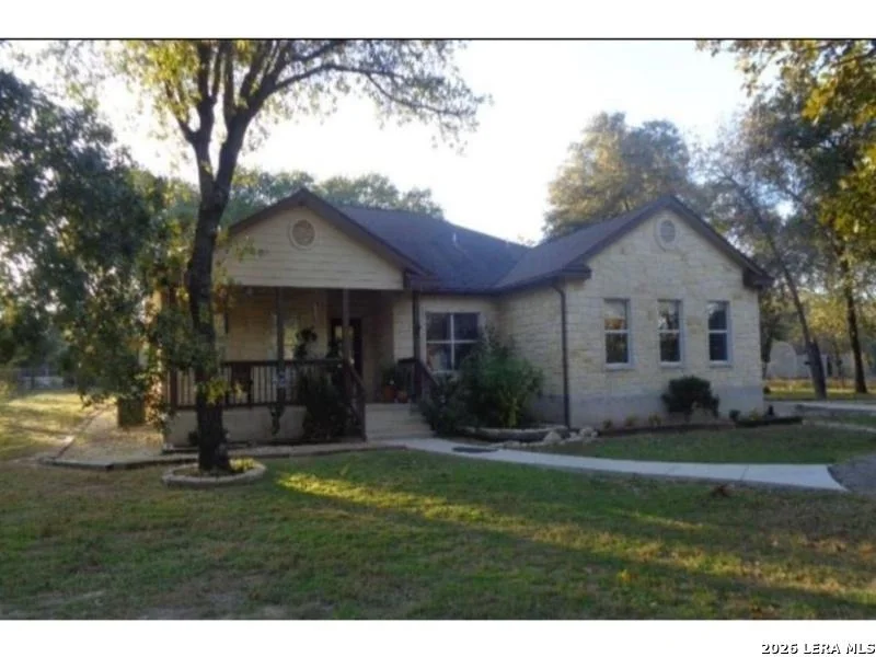Unit for sale at 254 County Road 6876, Natalia, TX 78059
