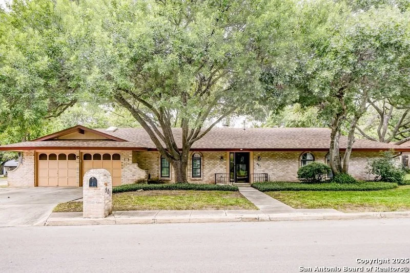 Unit for sale at 501 Balfour, Windcrest, TX 78239