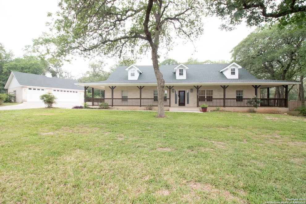 Unit for sale at 108 Turkey Ridge, La Vernia, TX 78121