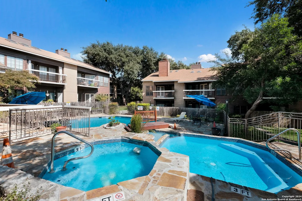 Unit for sale at 8633 Datapoint Dr, San Antonio, TX 78229