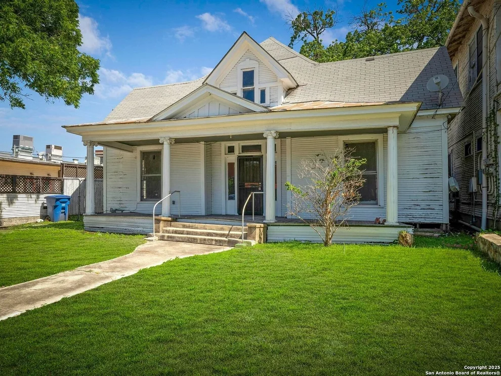 Unit for sale at 103 Berkshire, San Antonio, TX 78210