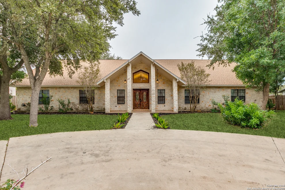 Unit for sale at 1505 30th, Hondo, TX 78861
