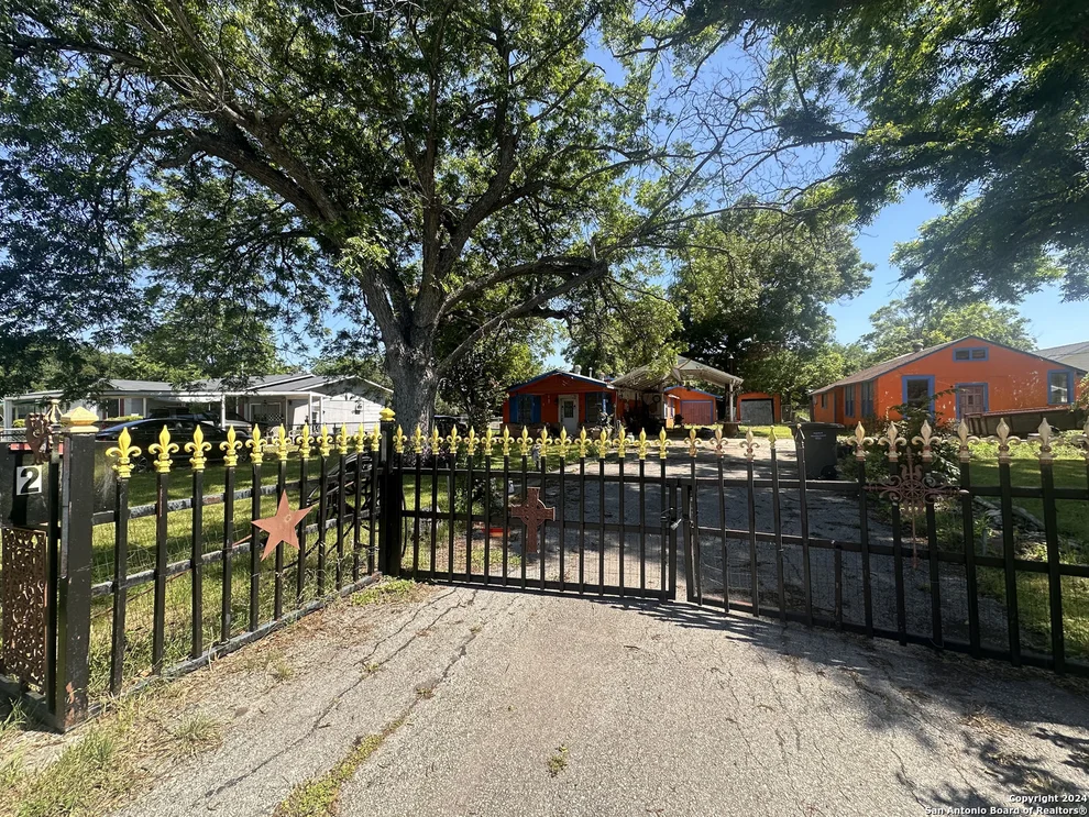 Unit for sale at 254 LORITA DR, San Antonio, TX 78214