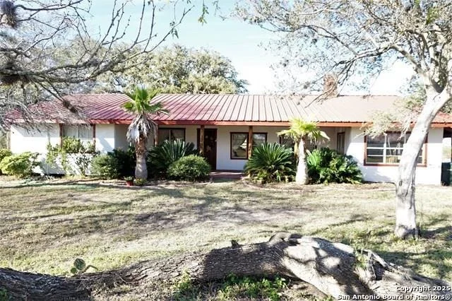 Unit for sale at 7502 FM 673, Beeville, TX 78102