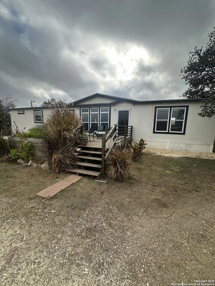 Unit for sale at 1253 Cr 428, Uvalde, TX 78801