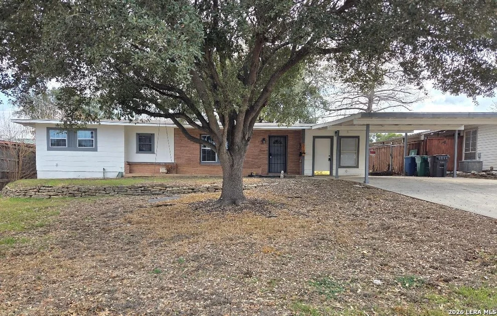 Unit for sale at 310 Williamsburg, San Antonio, TX 78201