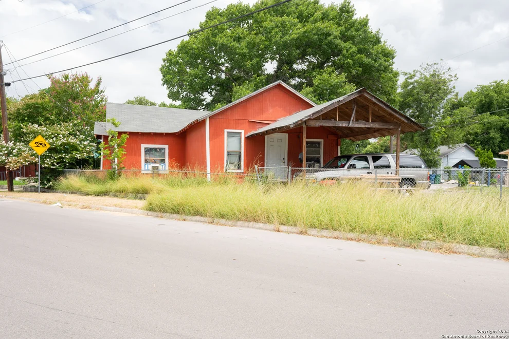 Unit for sale at 427 FLOYD AVE, San Antonio, TX 78204