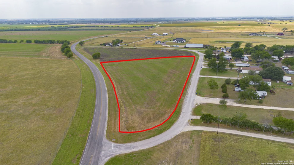 Unit for sale at 3850 FM 2623, Seguin, TX 78155