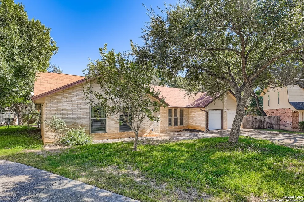 Unit for sale at 14218 Woodlark, San Antonio, TX 78231