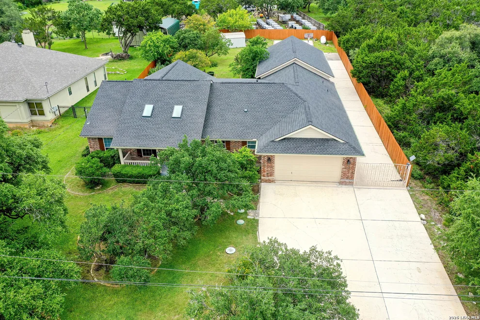 Unit for sale at 25811 GREEN RIVER DR, San Antonio, TX 78260