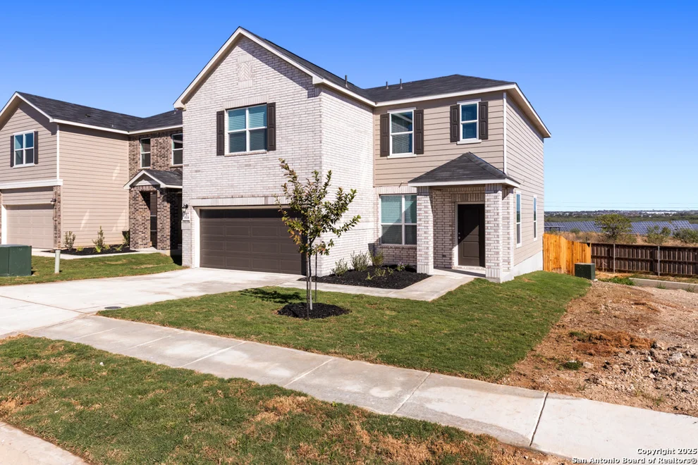 Unit for sale at 9519 LOCHRIDGE PIKE, Converse, TX 78109