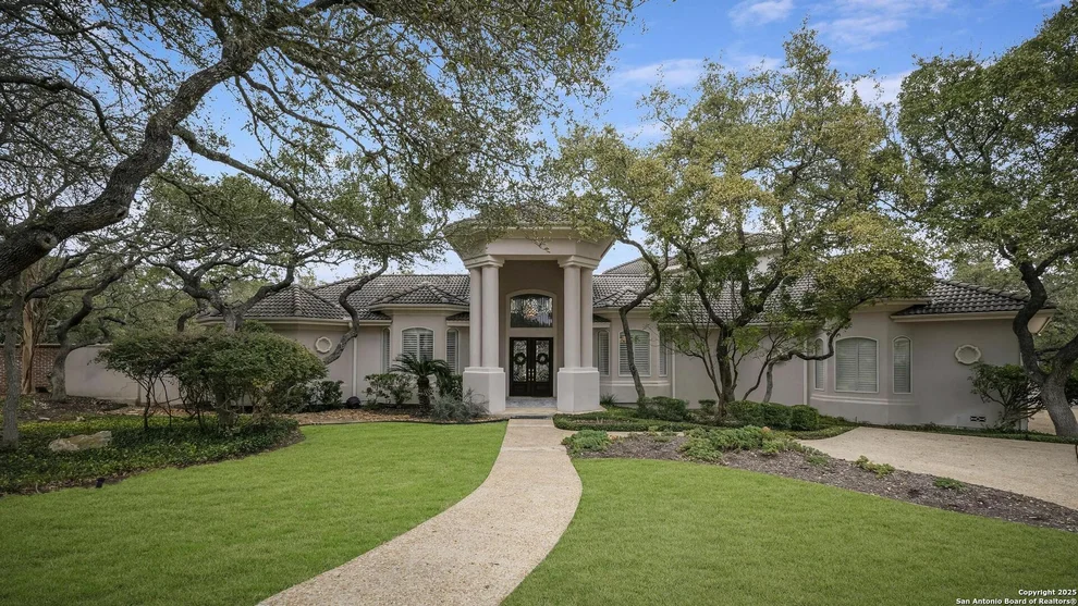 Unit for sale at 302 Pagoda Oak, Shavano Park, TX 78230