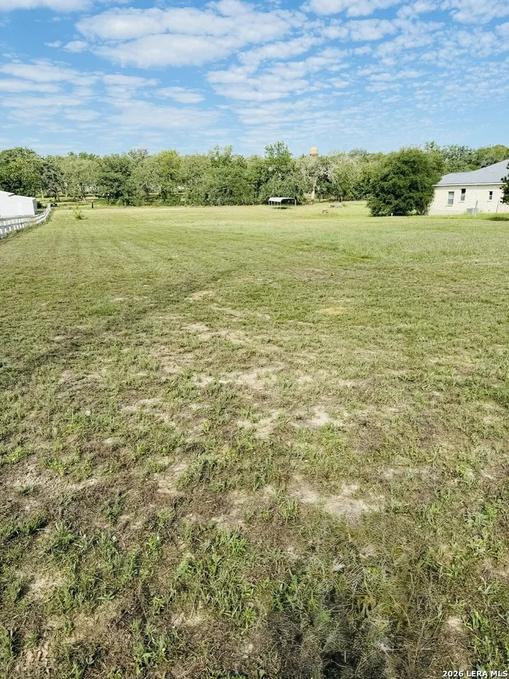 Unit for sale at 214 Bluebonnet Rdg, La Vernia, TX 78121