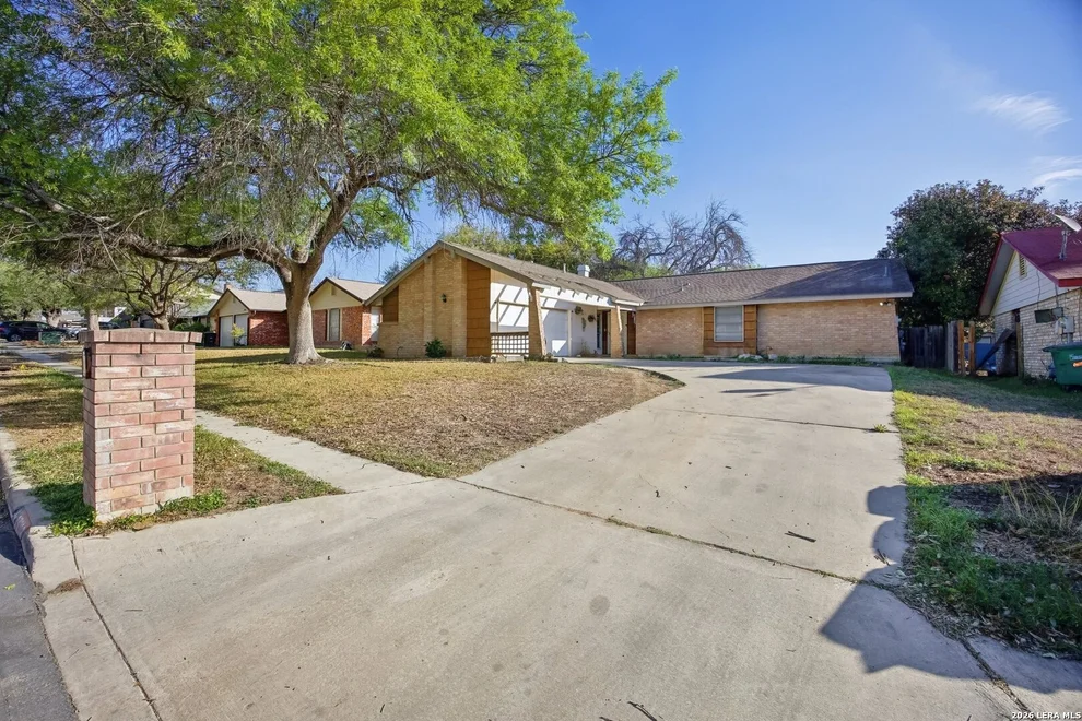 Unit for sale at 13018 Larkyorke, San Antonio, TX 78233