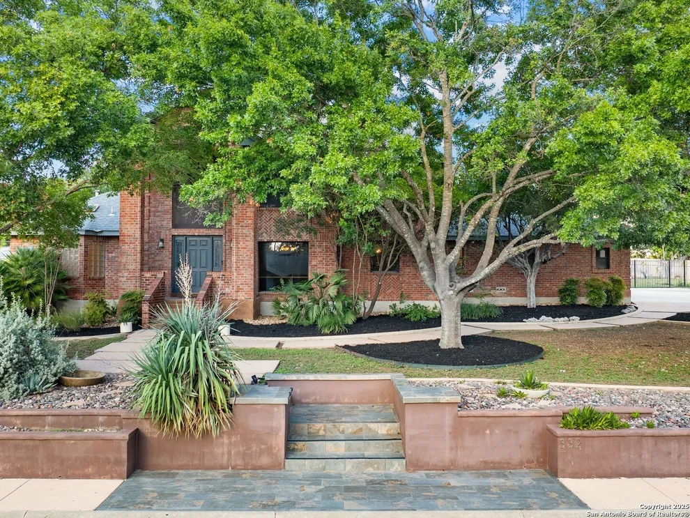 Unit for sale at 332 Towne Vue, Castle Hills, TX 78213