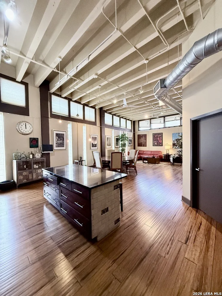 Unit for sale at 1339 S Flores, San Antonio, TX 78204