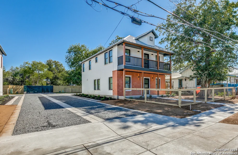 Unit for sale at 1012 N CHERRY ST, San Antonio, TX 78202