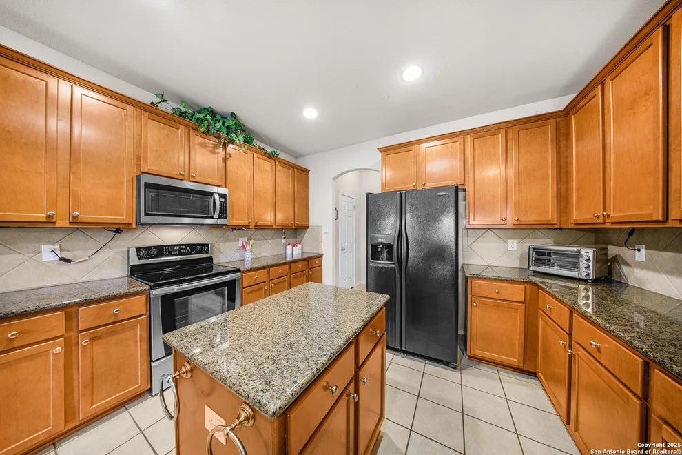 Unit for sale at 241 Winding Path, Boerne, TX 78006