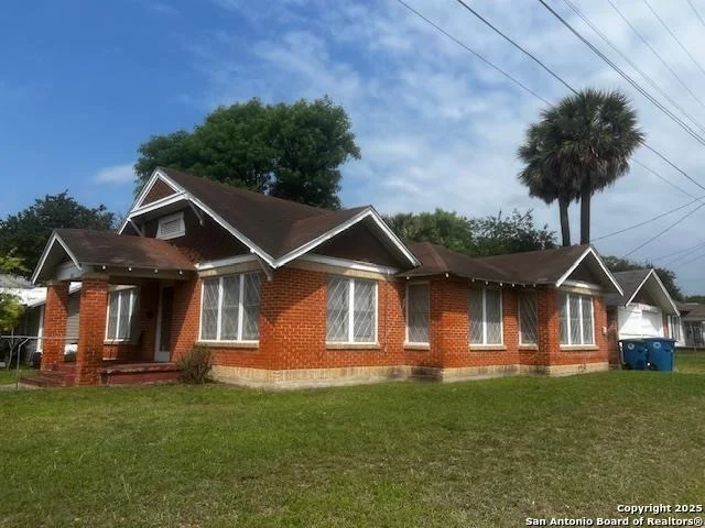 Unit for sale at 511 Corpus Christi, Beeville, TX 78102