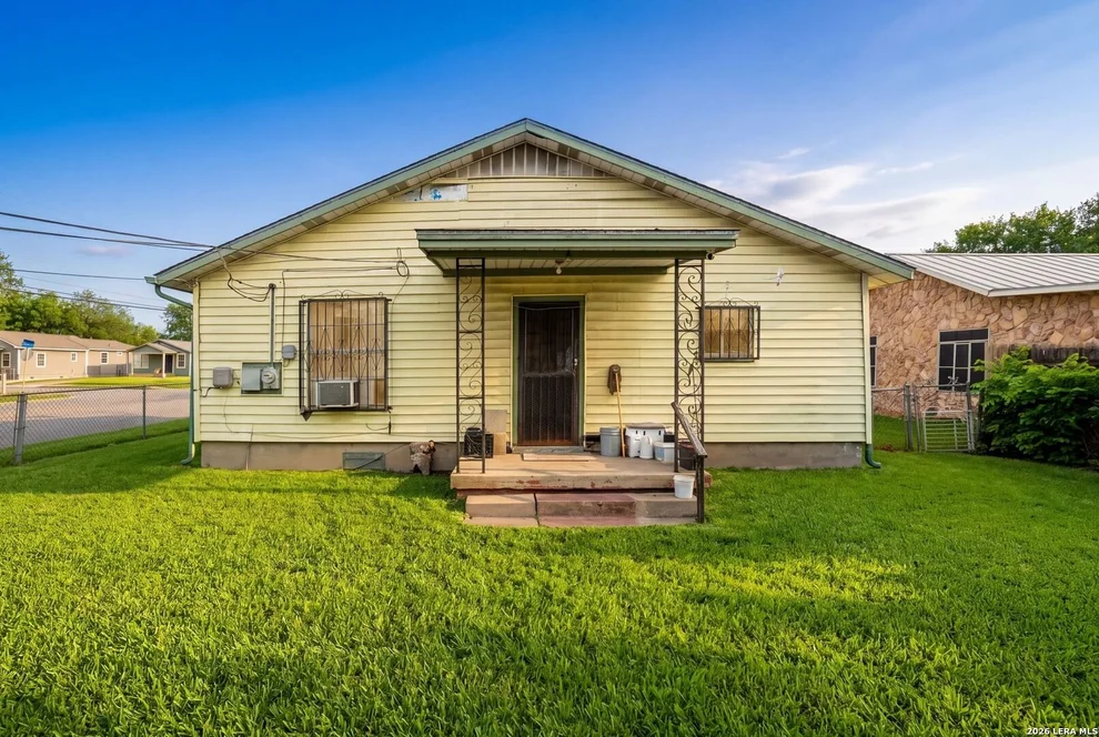 Unit for sale at 4103 W Salinas St, San Antonio, TX 78207