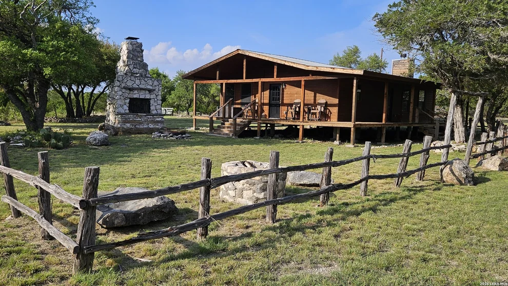 Unit for sale at 11695 COUNTY ROAD 350, Barksdale, TX 78828