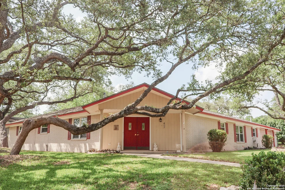Unit for sale at 405 Kimberly Dr, Universal City, TX 78148