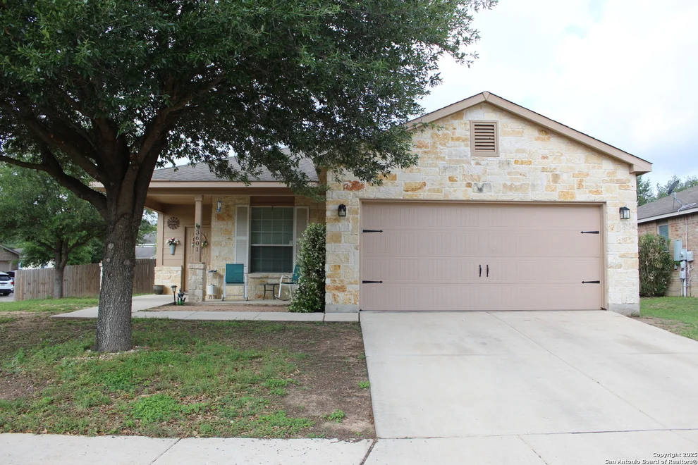 Unit for sale at 3601 Mesquite Chase, Selma, TX 78154