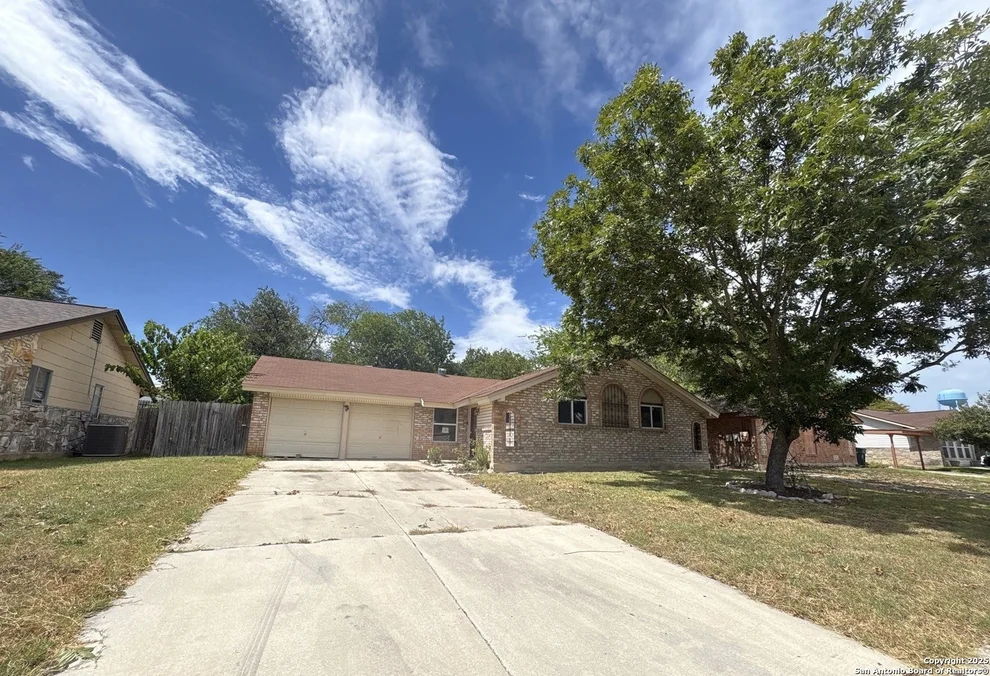 Unit for sale at 7501 Leafy Hollow, Live Oak, TX 78233