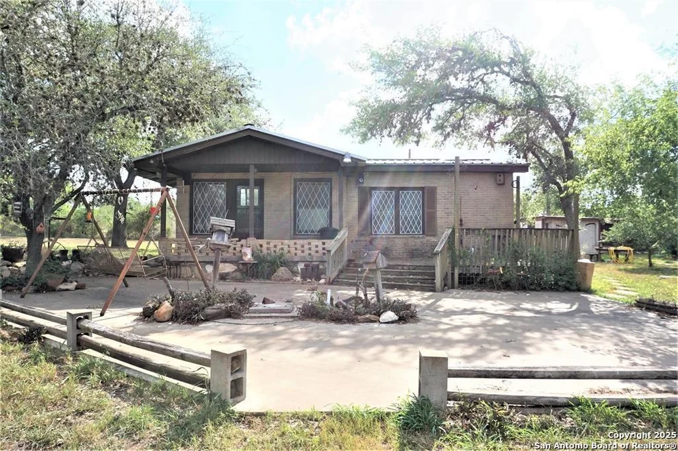 Unit for sale at 2351 CR 301, Beeville, TX 78102