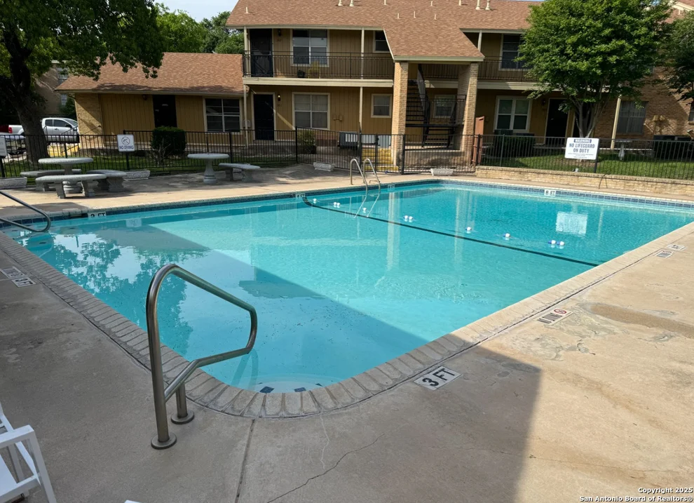Unit for sale at 923 Vance Jackson, San Antonio, TX 78201