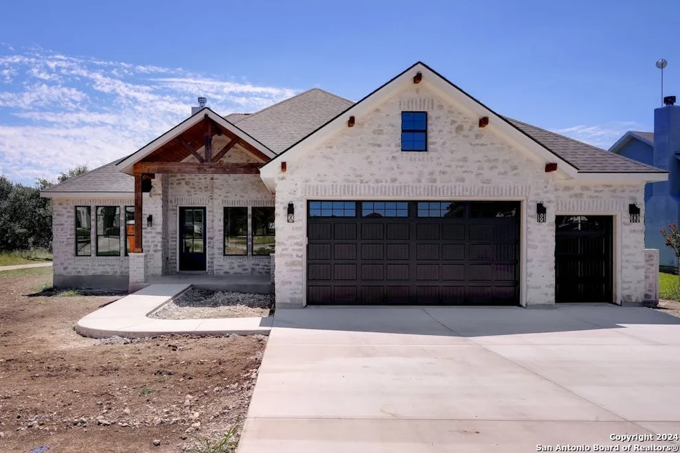 Unit for sale at 806 John Price, Blanco, TX 78606