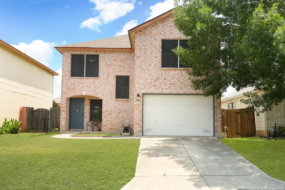 Unit for sale at 9011 Twincreek Farm, Converse, TX 78109