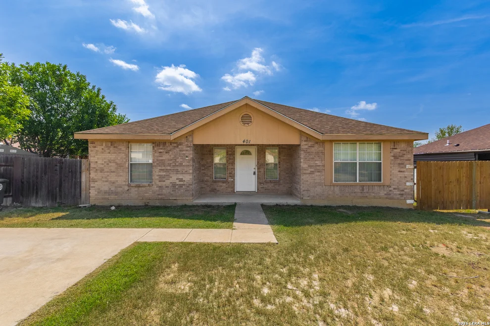 Unit for sale at 401 Keli Circle, Eagle Pass, TX 78852