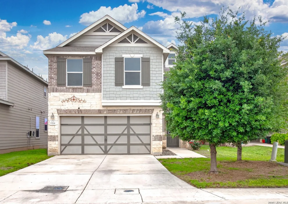 Unit for sale at 9314 Monsanto, San Antonio, TX 78214