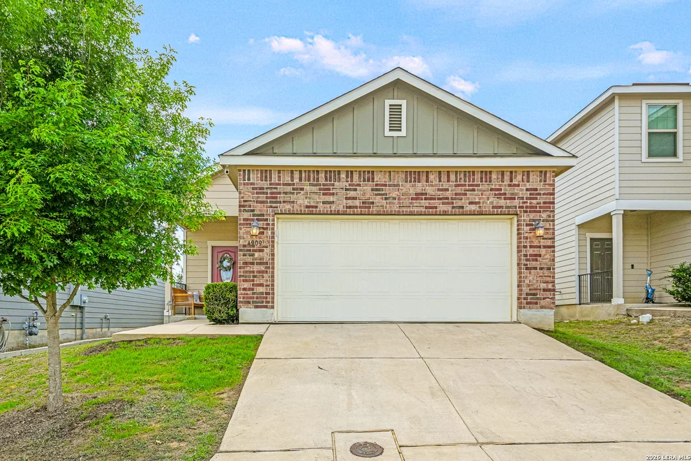 Unit for sale at 4909 HALLIES GDN, St Hedwig, TX 78152