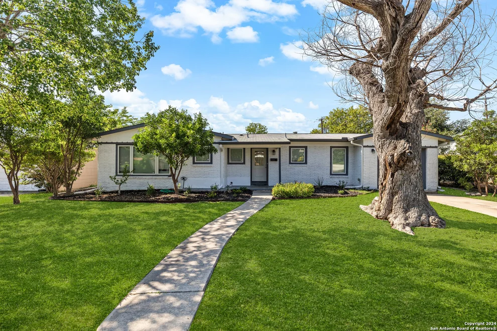 Unit for sale at 426 MAPLEWOOD LN, San Antonio, TX 78216