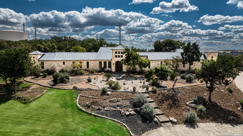 Unit for sale at 14 INVERNESS CT, Bulverde, TX 78163