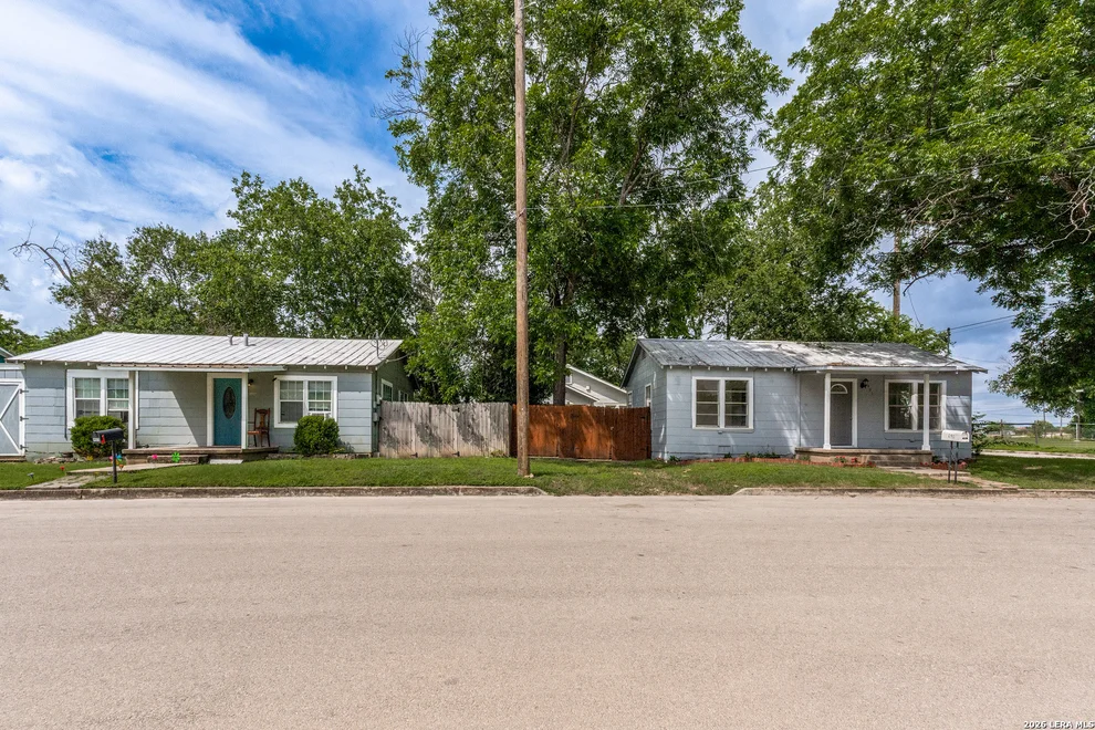 Unit for sale at 491 Wright, New Braunfels, TX 78130