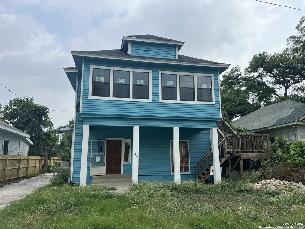 Unit for sale at 133 CHICAGO BLVD, San Antonio, TX 78210